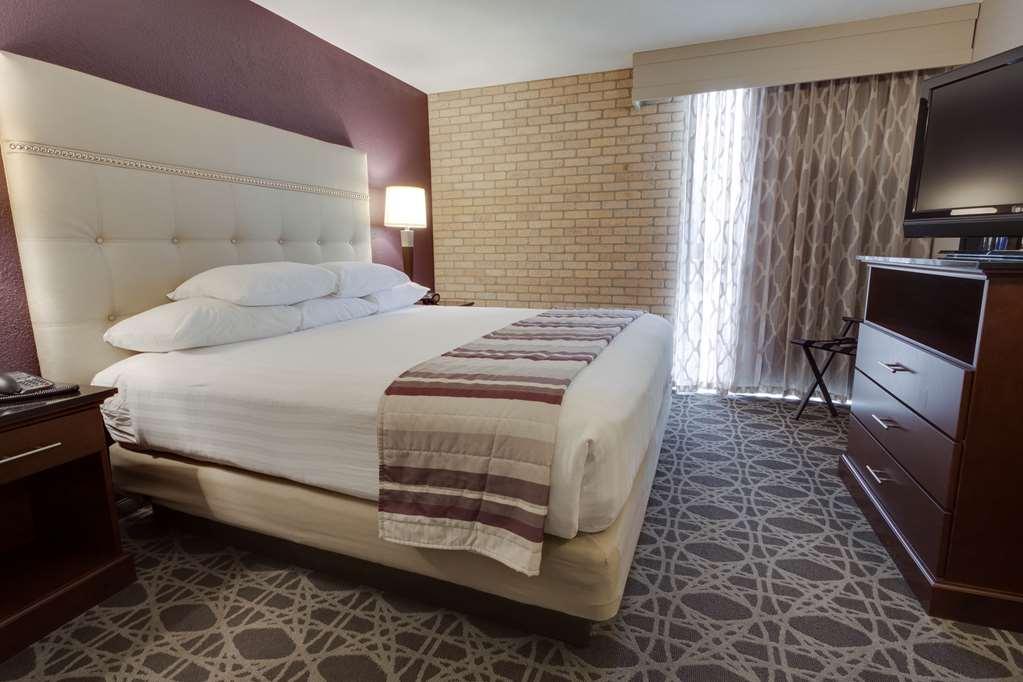 Drury Inn & Suites San Antonio Northeast Номер фото